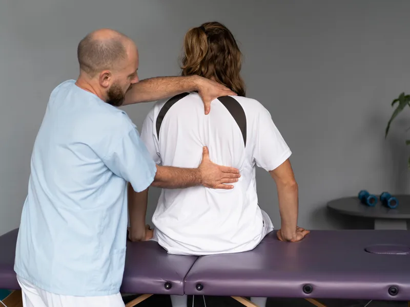 Chiropractic care for fibromyalgia at Heights Chiropractic Center in Houston